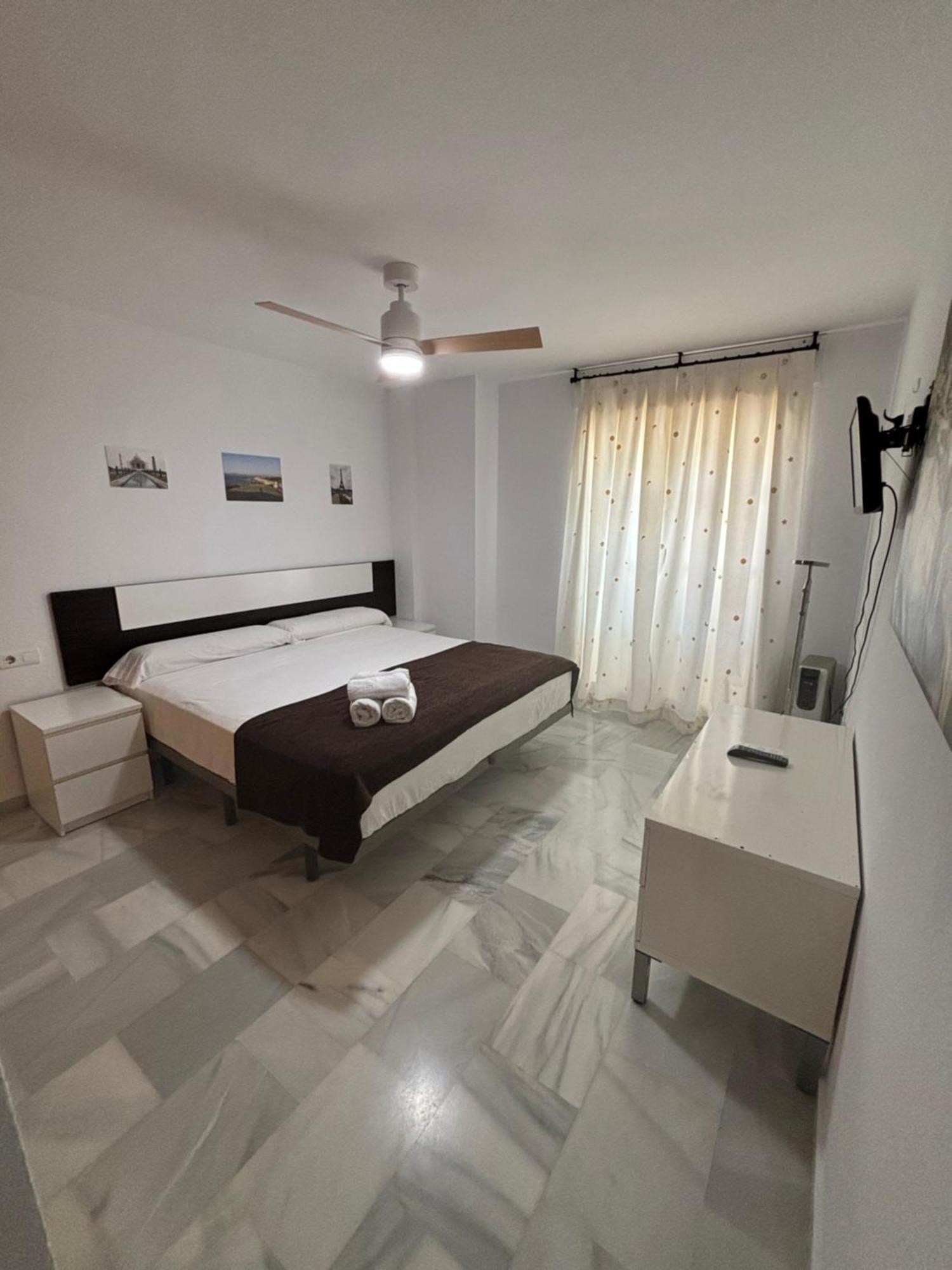 Vut Dulcinea Con Vistas Al Mar 2 Habitaciones Rincón de la Victoria Kültér fotó